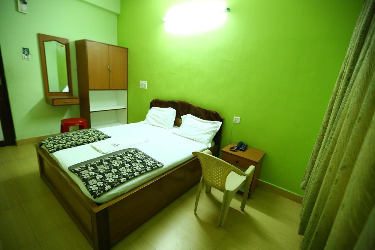 Abirami Residency Otel Tirukkadaiyur Dış mekan fotoğraf