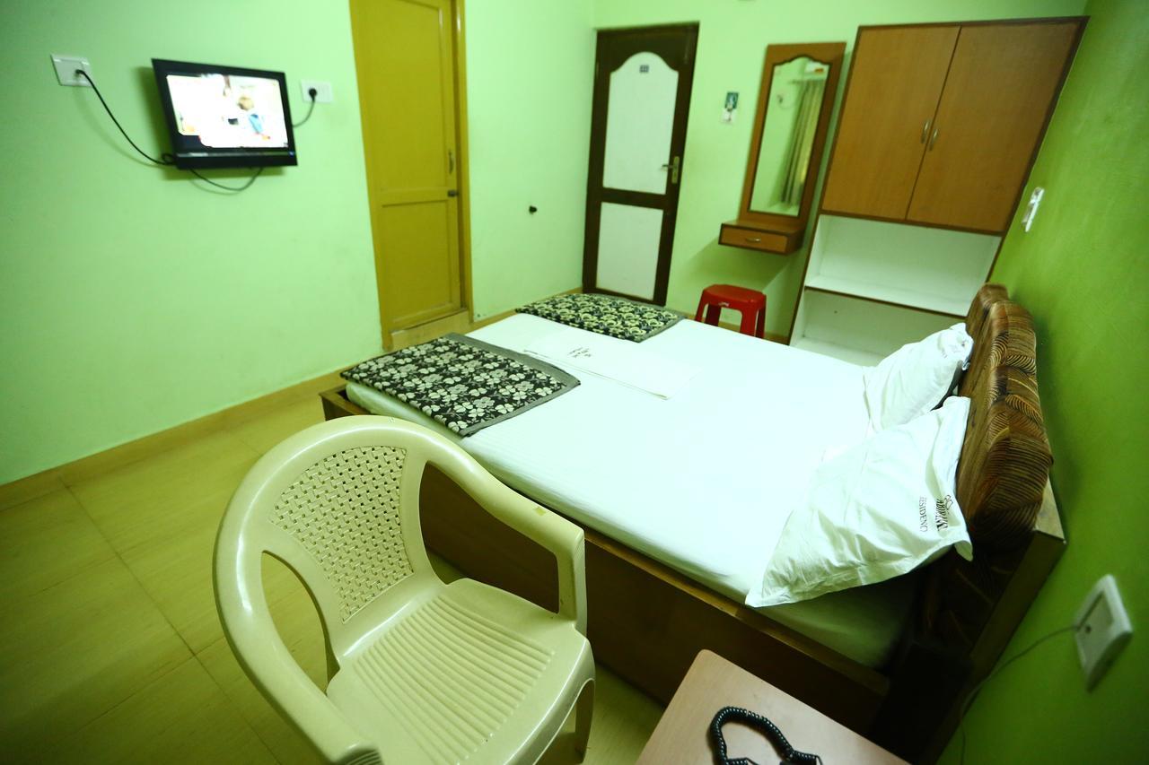 Abirami Residency Otel Tirukkadaiyur Dış mekan fotoğraf