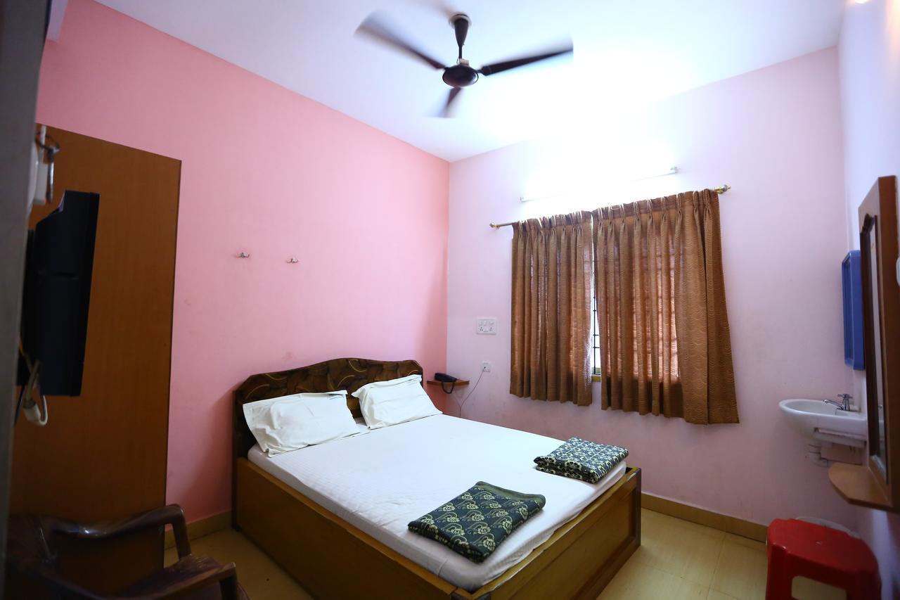 Abirami Residency Otel Tirukkadaiyur Dış mekan fotoğraf